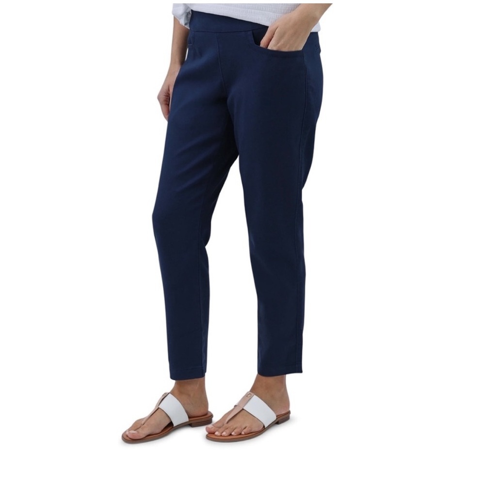 Chaps Women’s Slimming Fit Navy Pant- Size 4